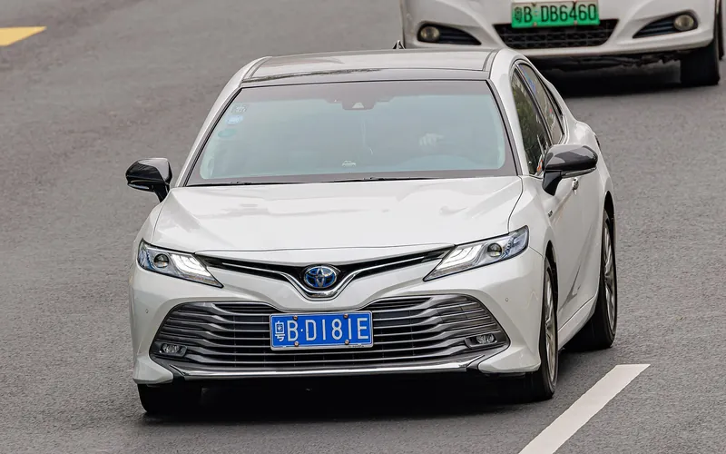 Hybrid rental class